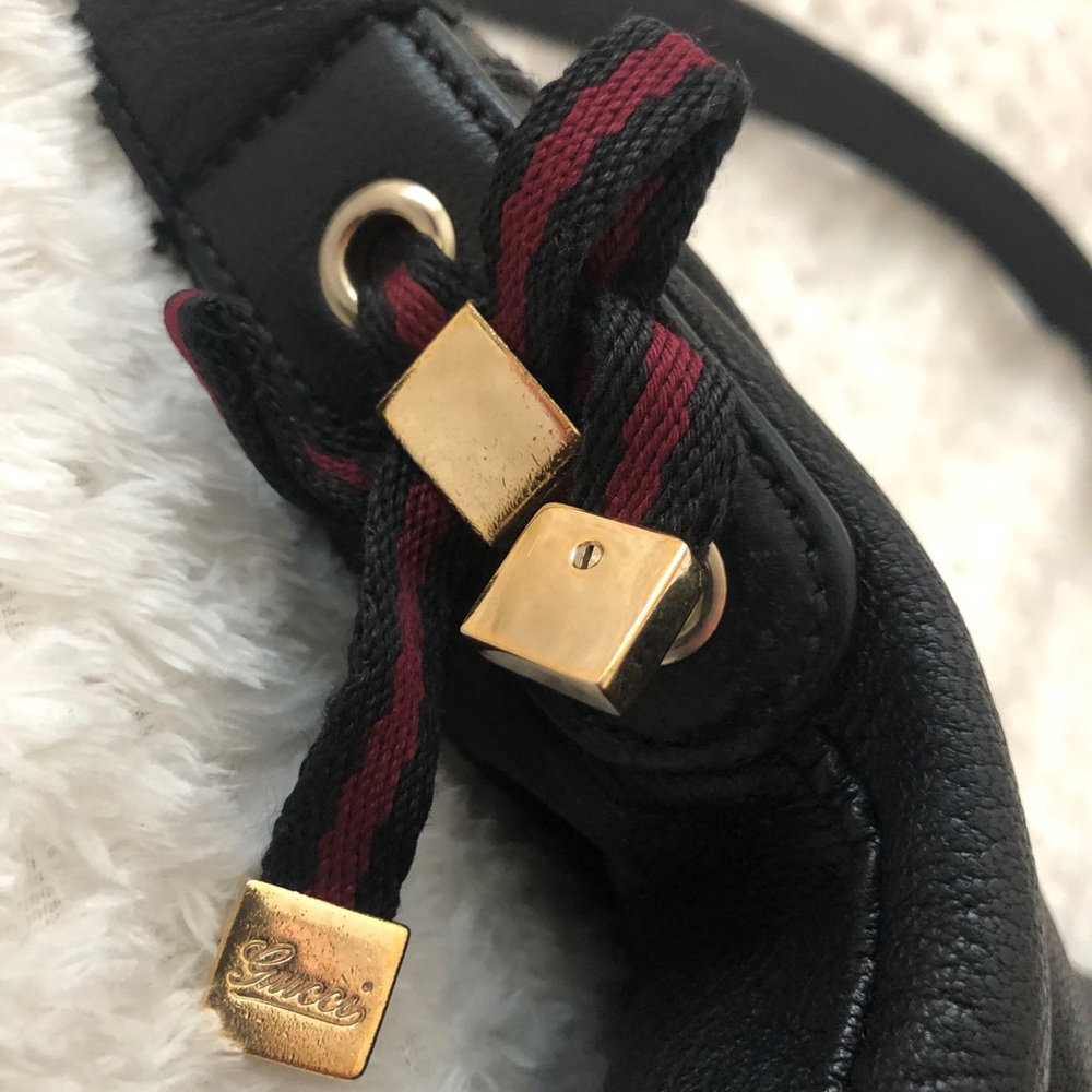 Authentic Gucci Black Leather Princy Hobo Bag - Picture 6 of 14